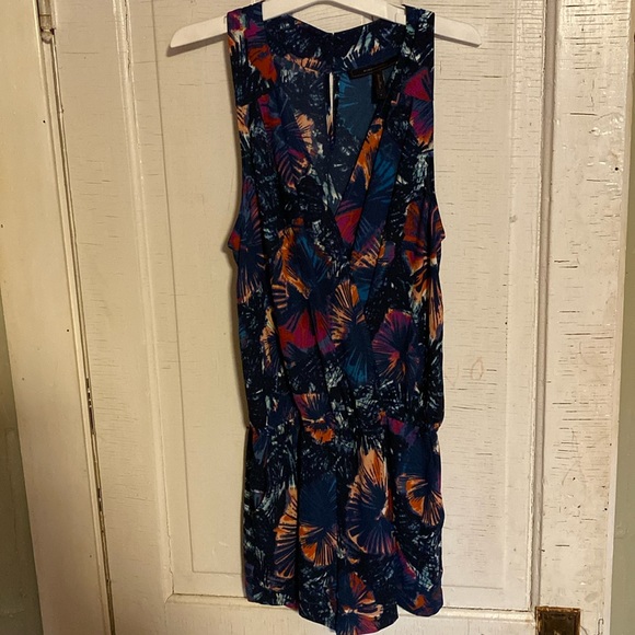 BCBG MAXAZARIA. Women’s romper. - Picture 1 of 6